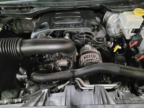 Used 2019 RAM 1500 Big Horn RWD image 30
