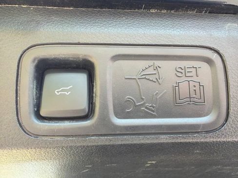 Used 2019 Ford Expedition Limited w/ Special Edition Package AWD/4WD image 7
