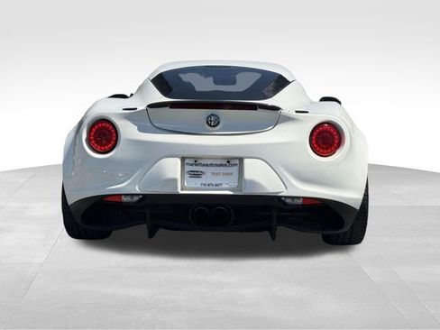 Used 2016 Alfa Romeo 4C Coupe w/ Coupe Track Package 1 RWD image 4