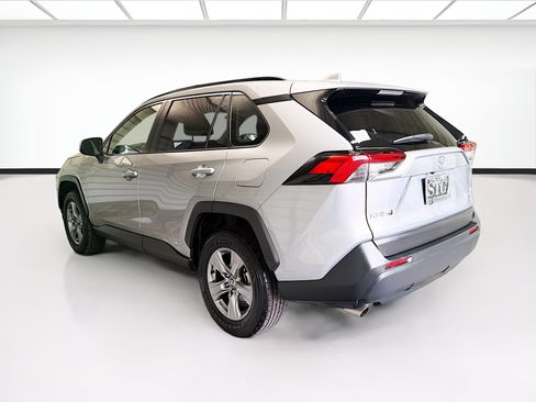 Used 2025 Toyota RAV4 LE AWD/4WD image 6