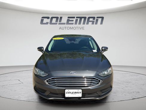 Used 2018 Ford Fusion SE FWD image 8