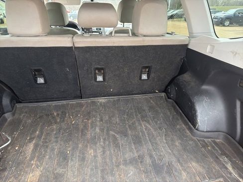 Used 2017 Subaru Forester 2.5i Limited image 18