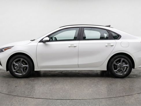 Used 2025 Kia K4 FWD image 5