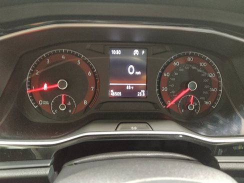 Used 2020 Volkswagen Jetta SE FWD image 23