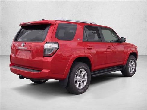 Used 2016 Toyota 4Runner SR5 AWD/4WD image 15