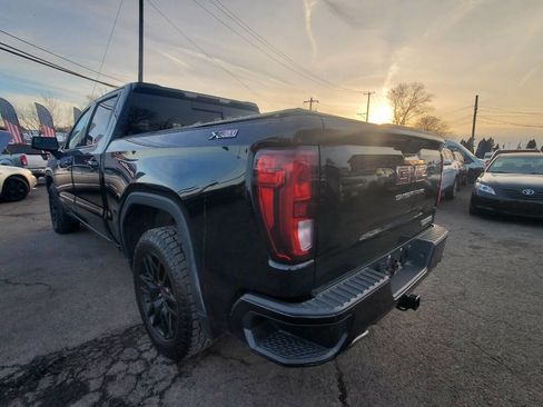 Used 2020 GMC Sierra 1500 Elevation w/ Elevation Value Package image 3