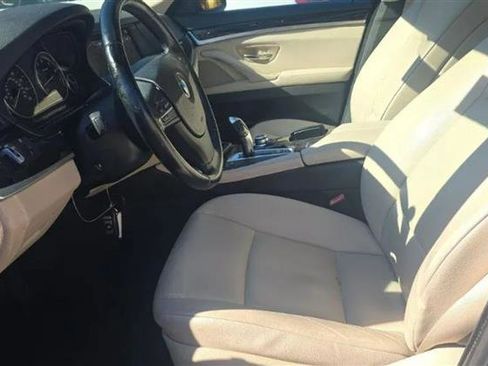 Used 2011 BMW 528i Sedan image 6