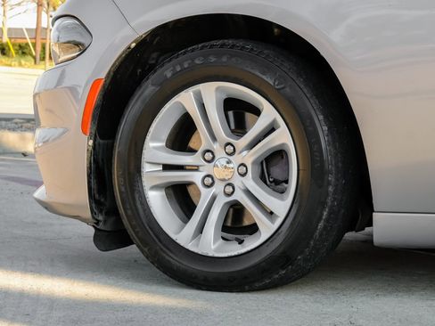 Used 2018 Dodge Charger SXT image 65