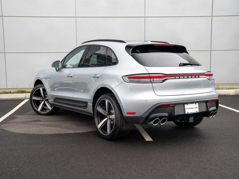 New 2026 Porsche Macan image 3