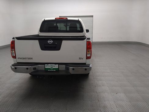 Used 2014 Nissan Frontier SV w/ SV Value Truck Package RWD image 7