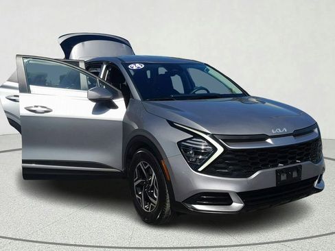 Used 2024 Kia Sportage LX FWD image 8