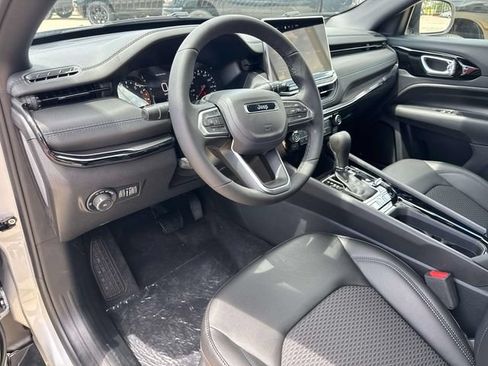 New 2026 Jeep Compass Latitude AWD/4WD image 20