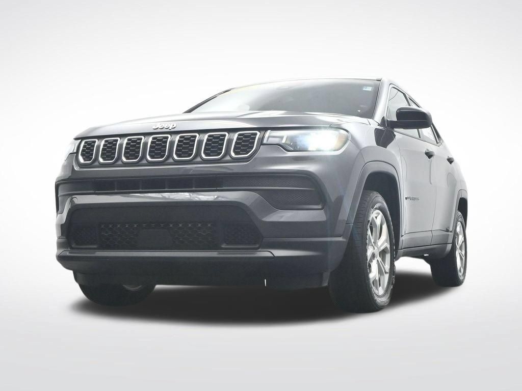 Used 2024 Jeep Compass Sport AWD/4WD image 46
