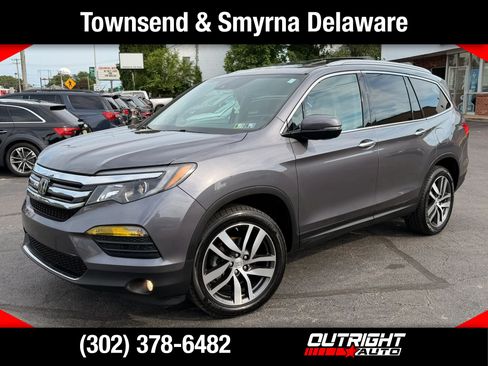 Used 2016 Honda Pilot Touring image 1