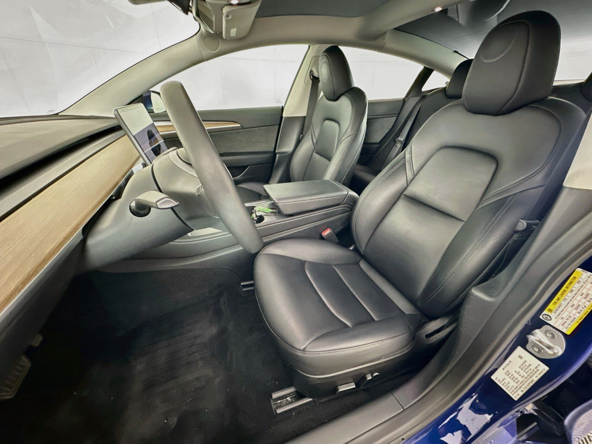 Used 2023 Tesla Model 3 Standard Range RWD image 13