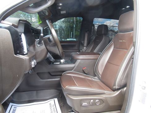 Used 2024 GMC Sierra 2500 Denali w/ Denali Reserve Package AWD/4WD image 29