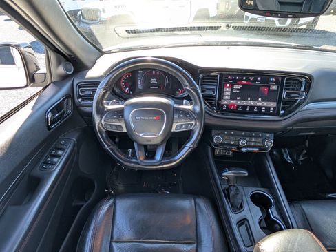 Used 2023 Dodge Durango GT image 17
