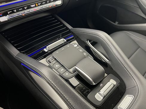 Certified 2024 Mercedes-Benz GLS 450 4MATIC image 34