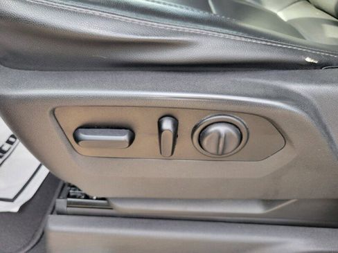 Used 2019 GMC Sierra 1500 SLT w/ SLT Premium Package image 25