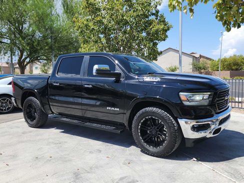 Used 2021 RAM 1500 Laramie AWD/4WD image 2