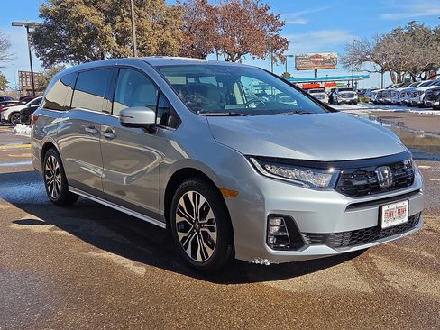 New 2026 Honda Odyssey Elite image 5