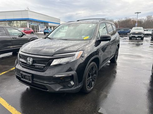 Used 2021 Honda Pilot Black Edition image 4