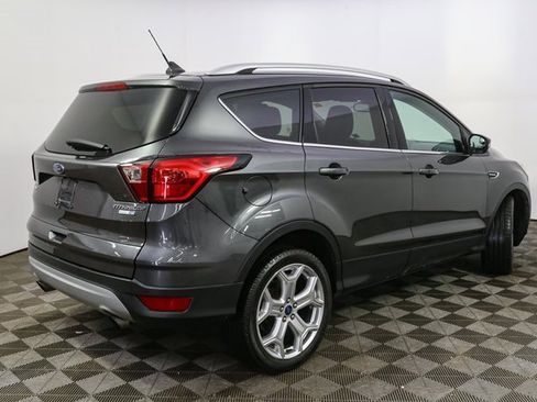 Used 2019 Ford Escape Titanium image 13