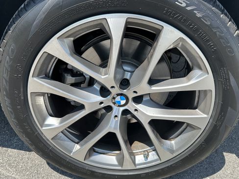 Used 2024 BMW X5 xDrive40i w/ Premium Package AWD/4WD image 13