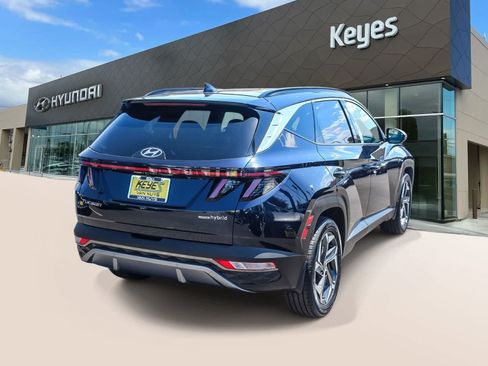Certified 2023 Hyundai Tucson Limited w/ Cargo Package AWD/4WD image 4