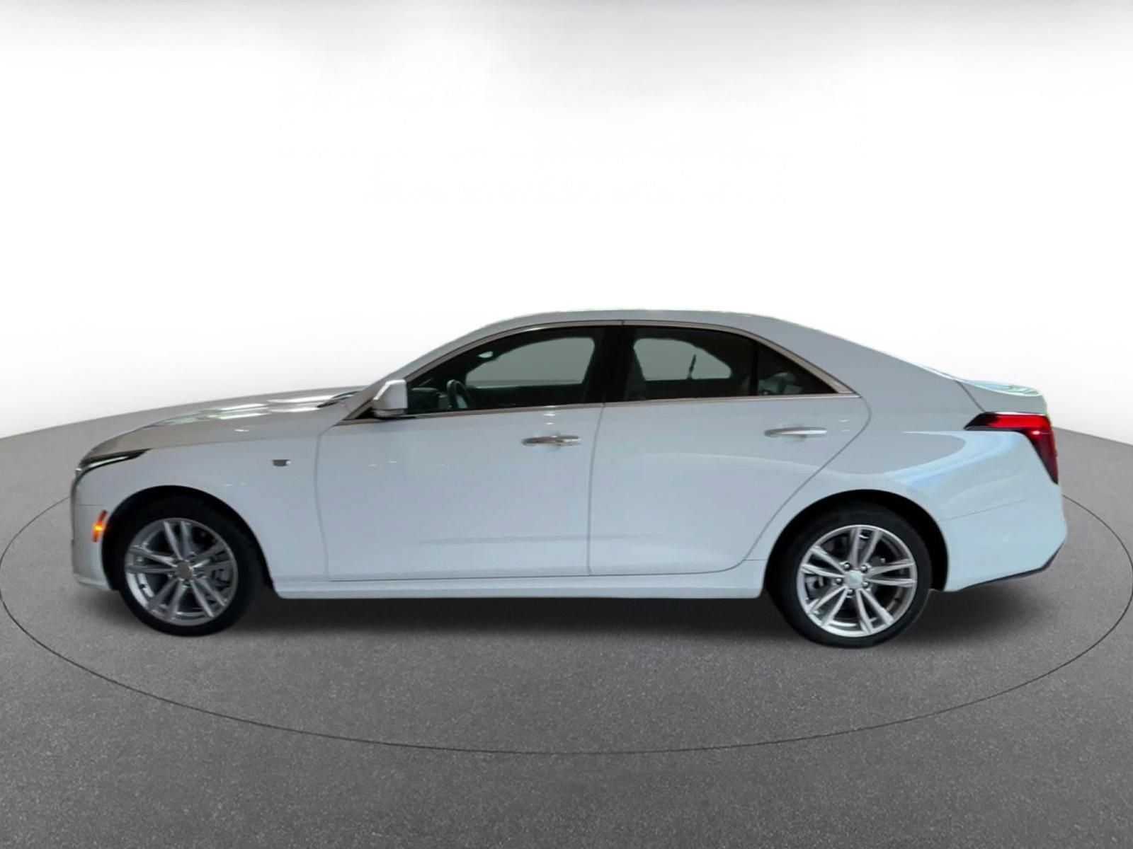 Used 2026 Cadillac CT4 Luxury AWD/4WD image 8