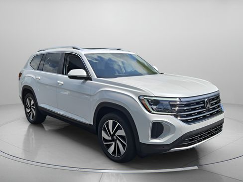 Used 2024 Volkswagen Atlas SEL AWD/4WD image 7