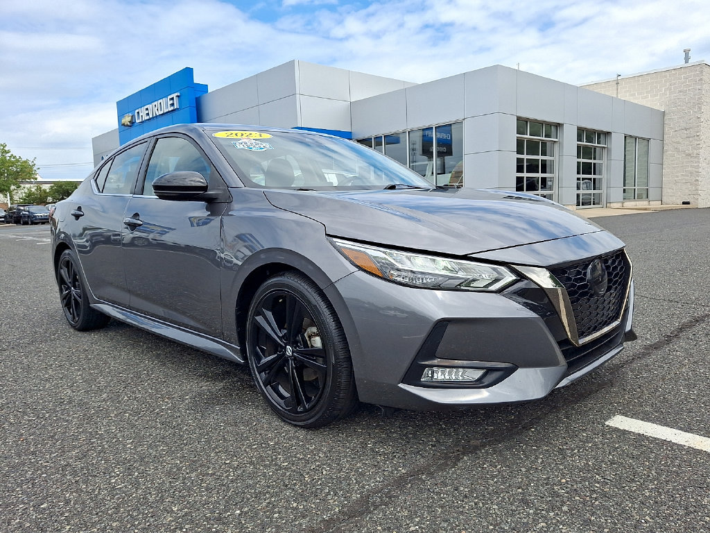Used 2023 Nissan Sentra SR w/ Electronics Package FWD image 6