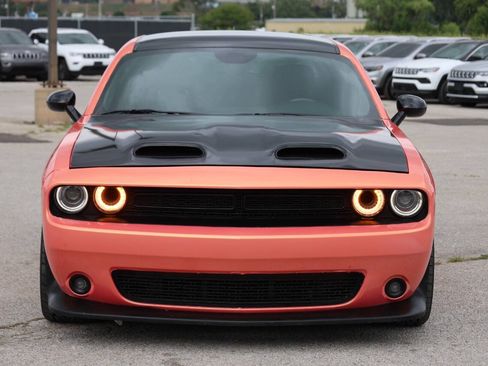 Used 2019 Dodge Challenger R/T Scat Pack w/ Shaker Package RWD image 5