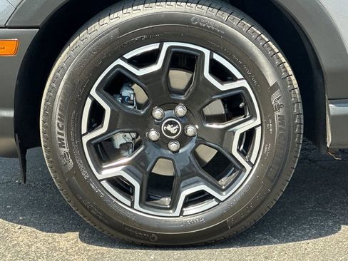 Certified 2025 Ford Bronco Sport Outer Banks w/ Outer Banks Tech Package+ AWD/4WD image 30