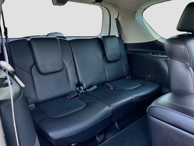 Used 2022 Nissan Armada Platinum w/ Captain's Chairs Package RWD image 25