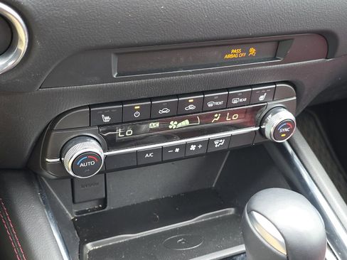 Certified 2025 MAZDA CX-5 Carbon Edition AWD/4WD image 19