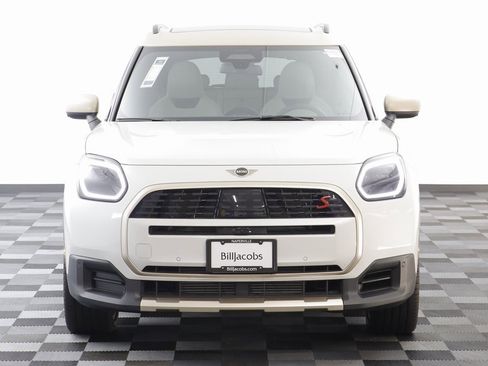 Certified 2025 MINI Cooper Countryman S w/ Comfort Package Max image 22