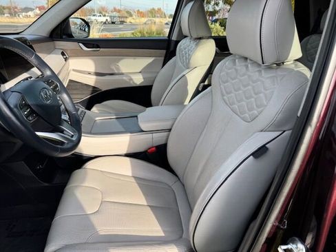 Used 2022 Hyundai Palisade Limited image 12