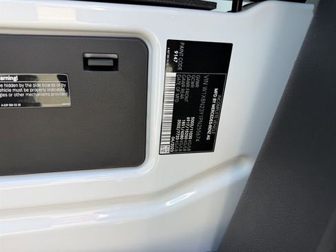 Used 2023 Mercedes-Benz Sprinter 3500 image 16