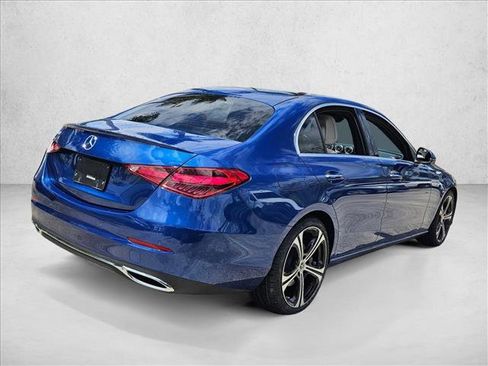 Used 2023 Mercedes-Benz C 300 Sedan image 5