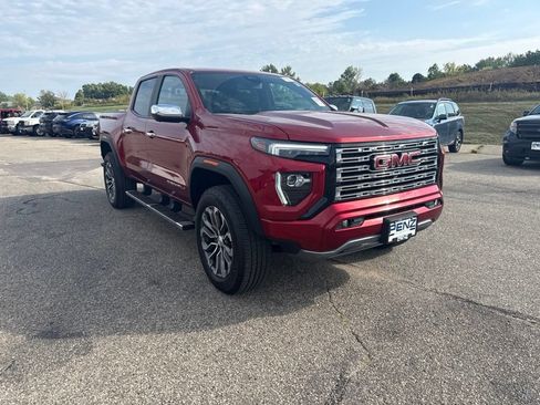 Used 2023 GMC Canyon Denali AWD/4WD image 3