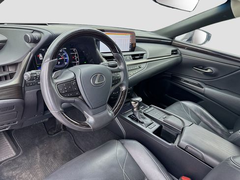 Used 2019 Lexus ES 350 w/ Accessory Package FWD image 7