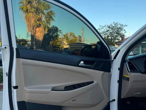 Used 2018 Hyundai Tucson SEL Plus image 15