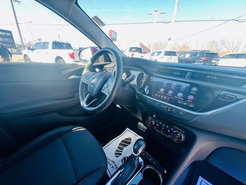 Used 2023 Buick Encore GX Select w/ Sport Touring Package image 38