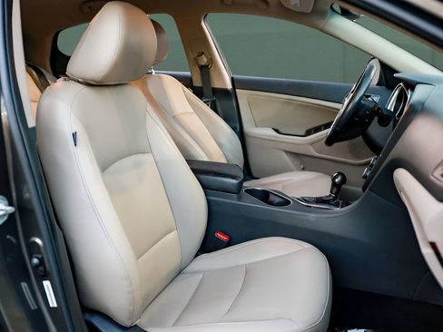 Used 2014 Kia Optima EX w/ Paint Protection Film Package image 16