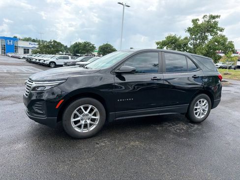 Used 2024 Chevrolet Equinox LS FWD image 15