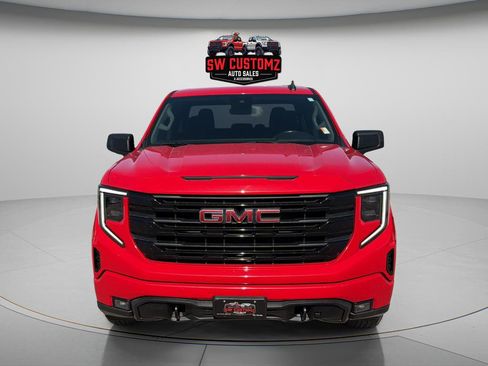 Used 2023 GMC Sierra 1500 Elevation AWD/4WD image 2
