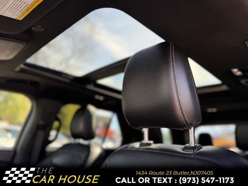 Used 2020 Ford Explorer XLT w/ Equipment Group 202A image 17