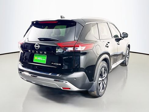 Used 2023 Nissan Rogue Platinum FWD image 10