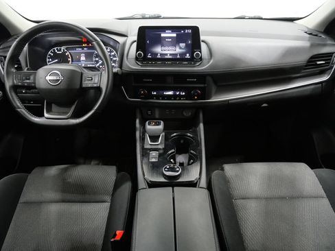 Used 2025 Nissan Rogue SV AWD/4WD image 10